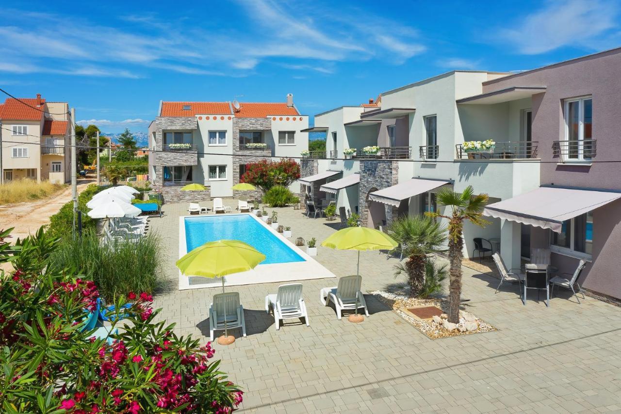 Apartments Punta Привлака Экстерьер фото